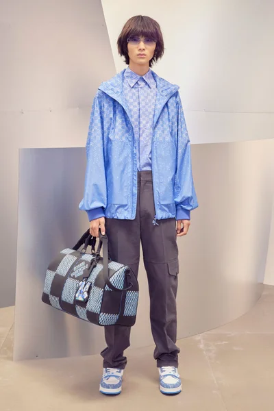 Look 4